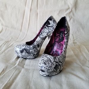Iron Fist Black and White Roses Platform Heels 7M